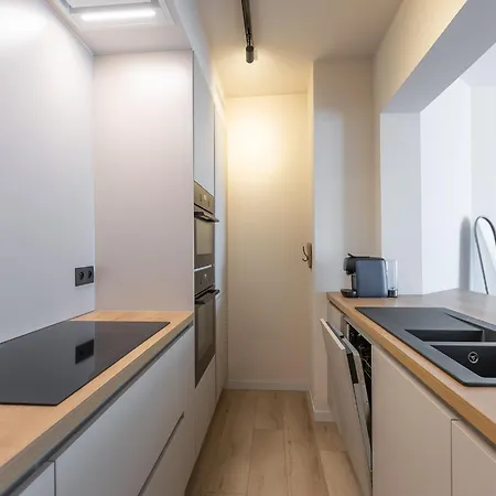 Stylish With Sea View, Cleaning Included شقة *
